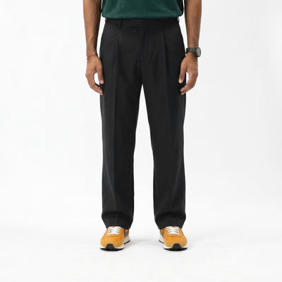 Pleated Tapered Pants - Black