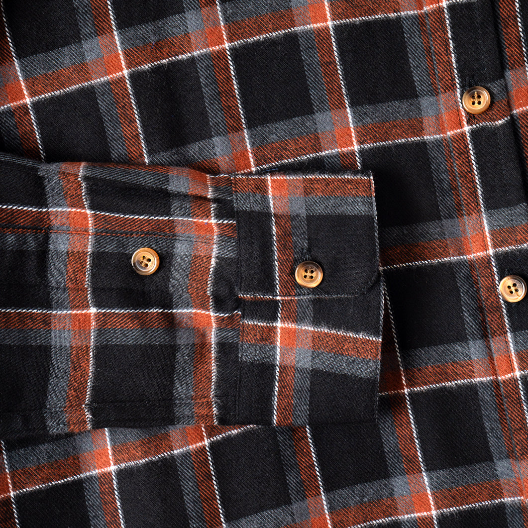 Kemeja Flannel