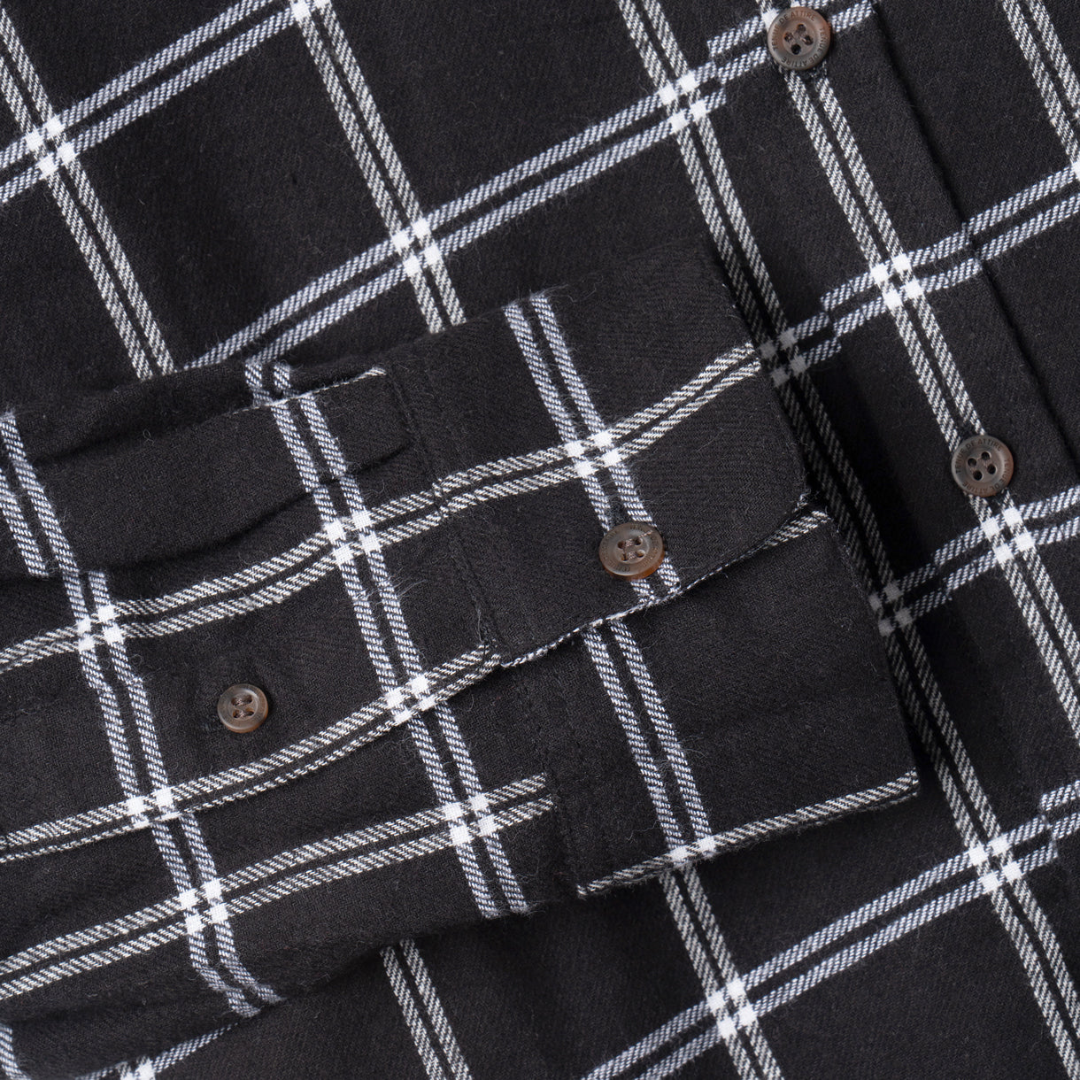 Kemeja Flannel