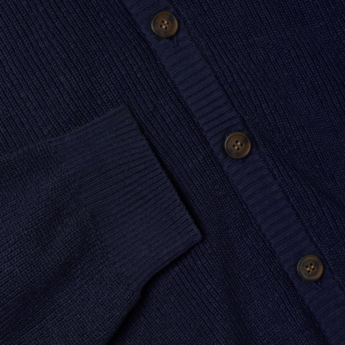 Cardigan Rajut