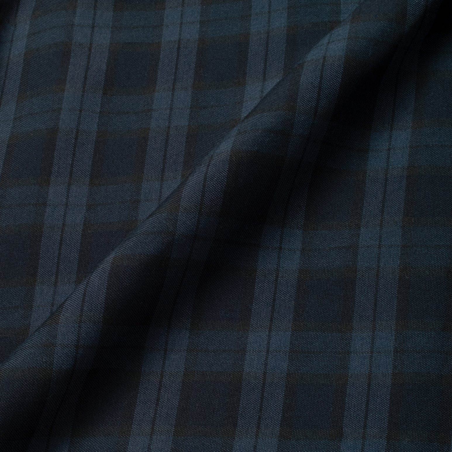 Kemeja Lengan Panjang