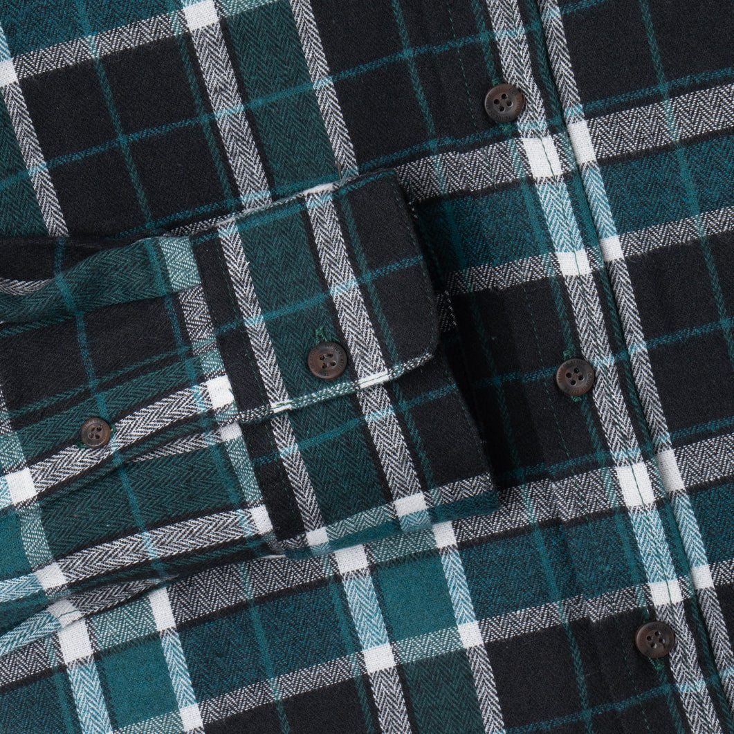 Kemeja Flannel