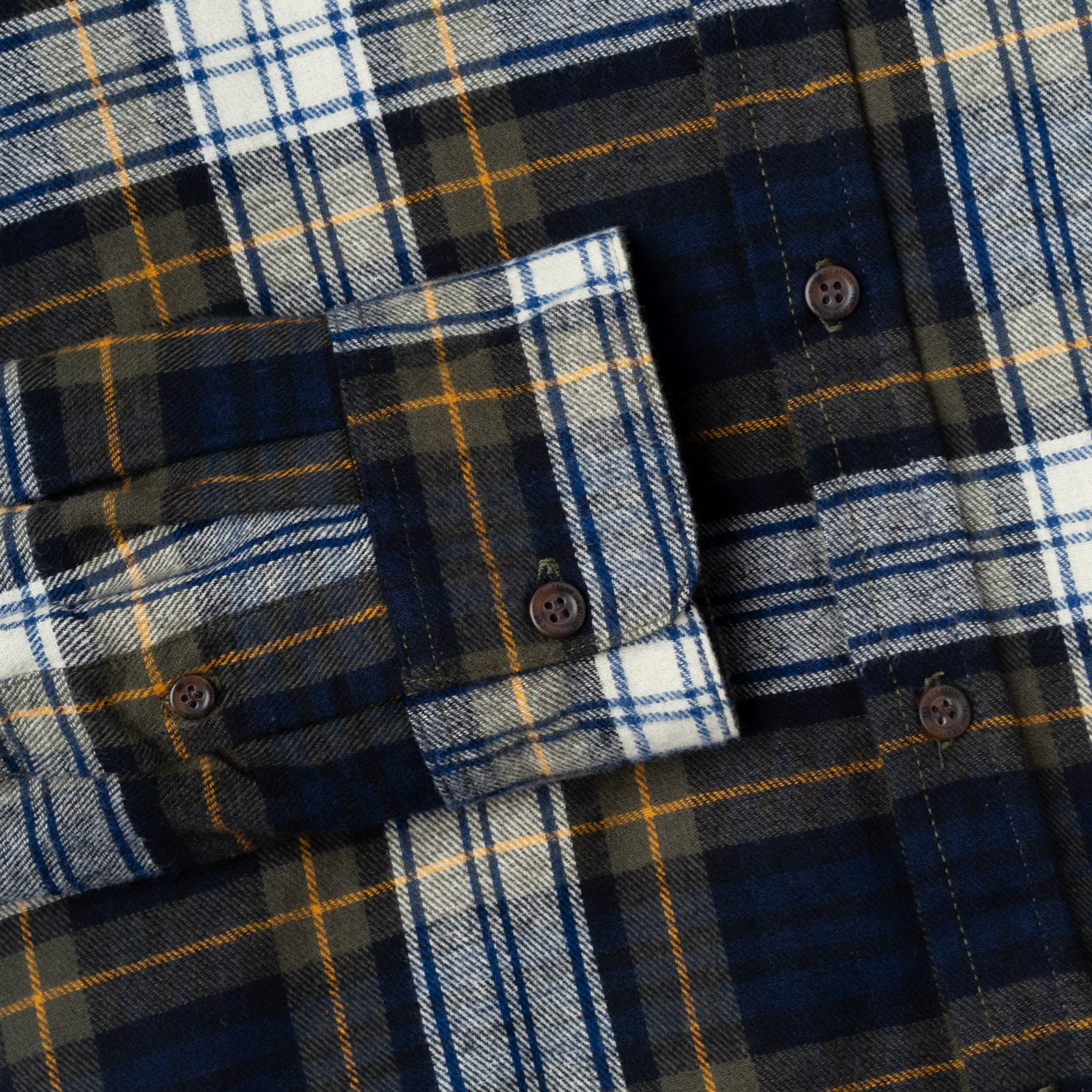 Kemeja Flannel