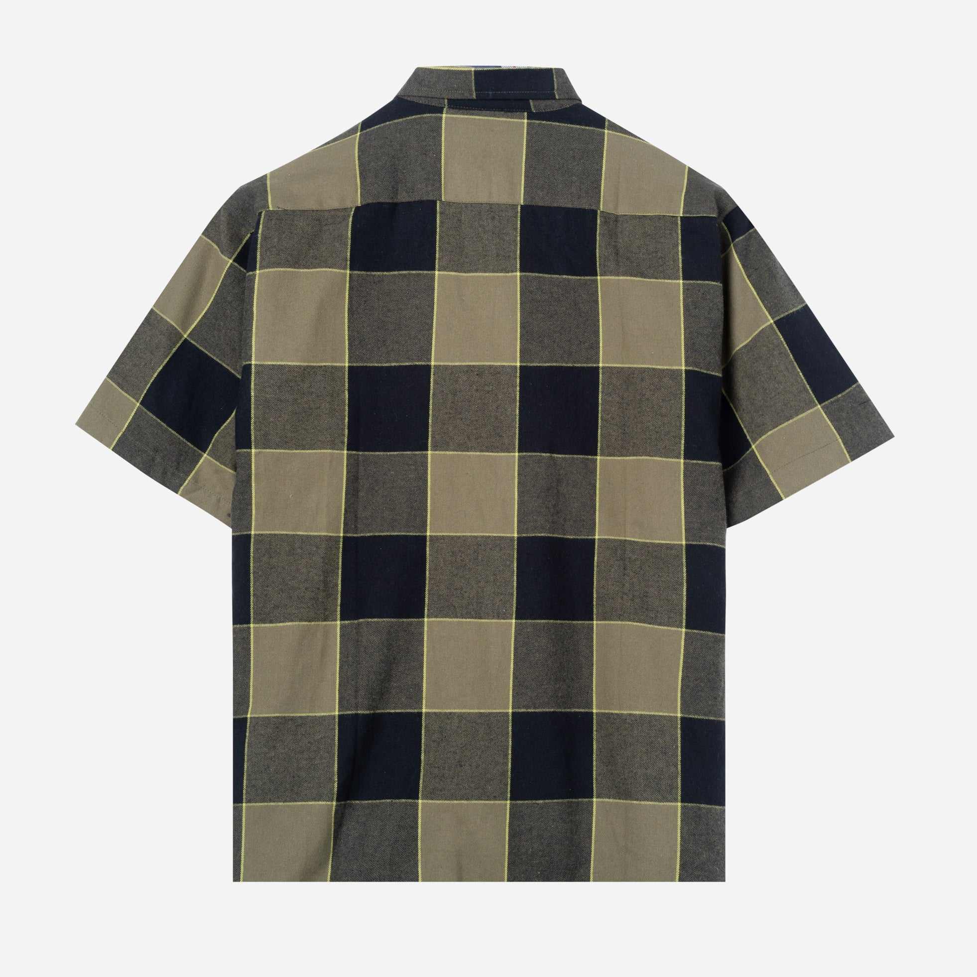 Kemeja Flannel