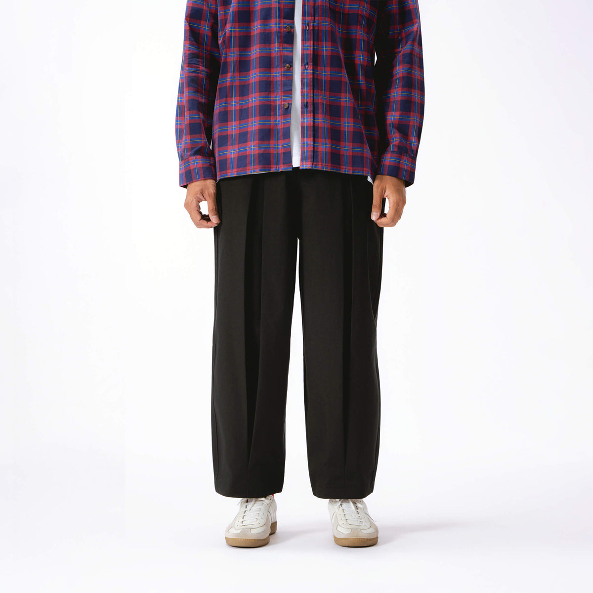 FACTORY SALE - Parisian Pleats Pants - Black