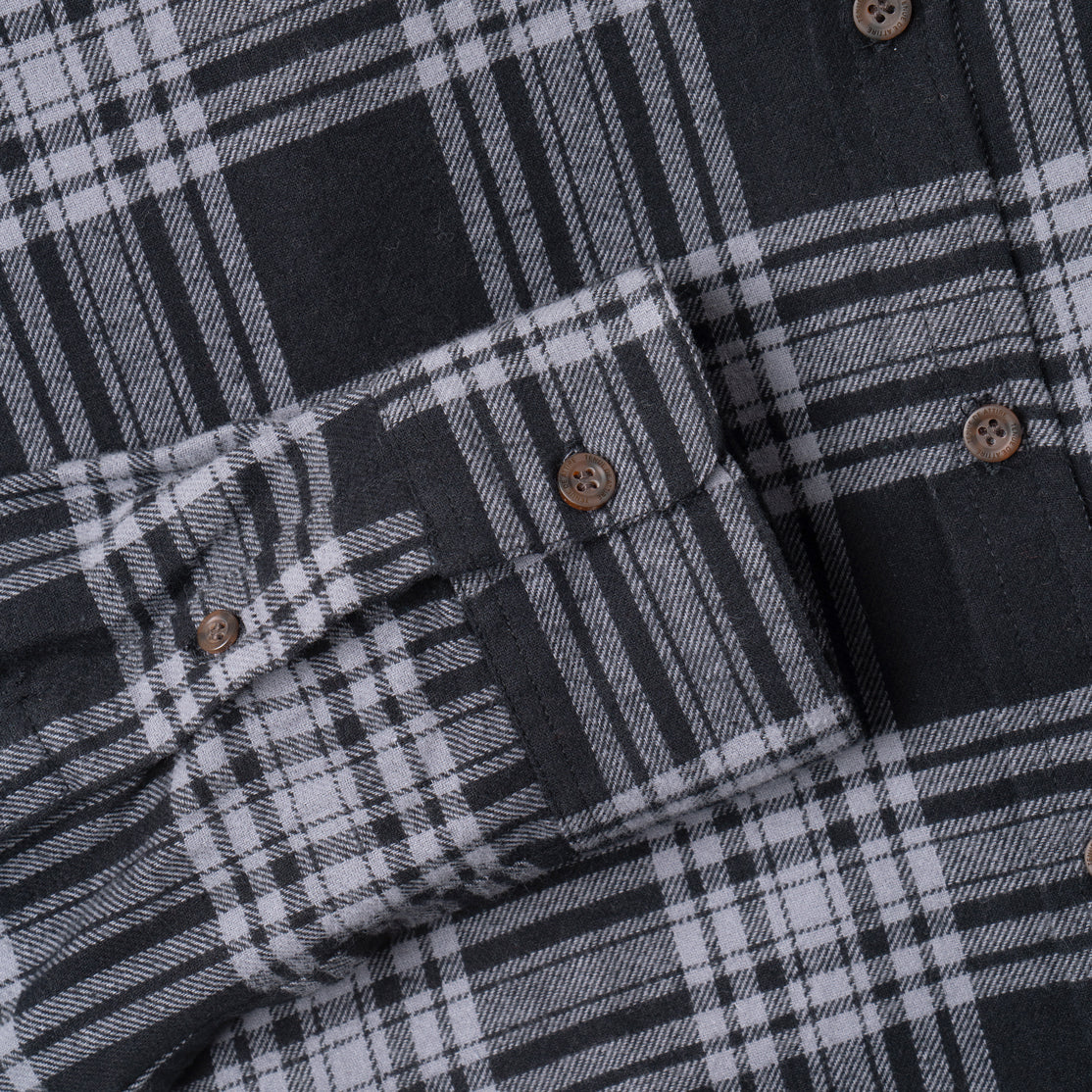 Kemeja Flannel