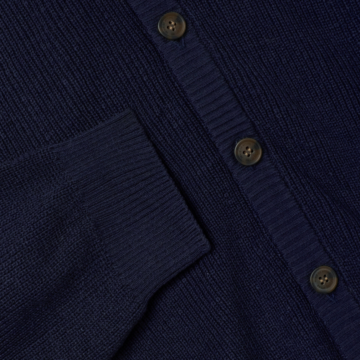 Cardigan Rajut