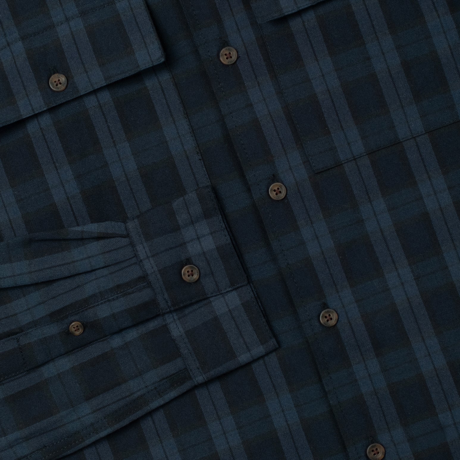 Kemeja Lengan Panjang