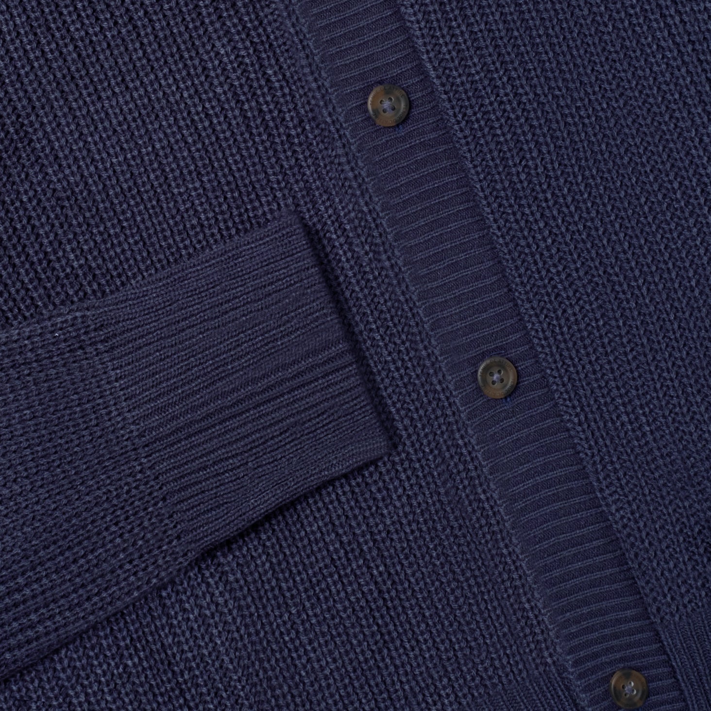 Kemeja Lengan Panjang